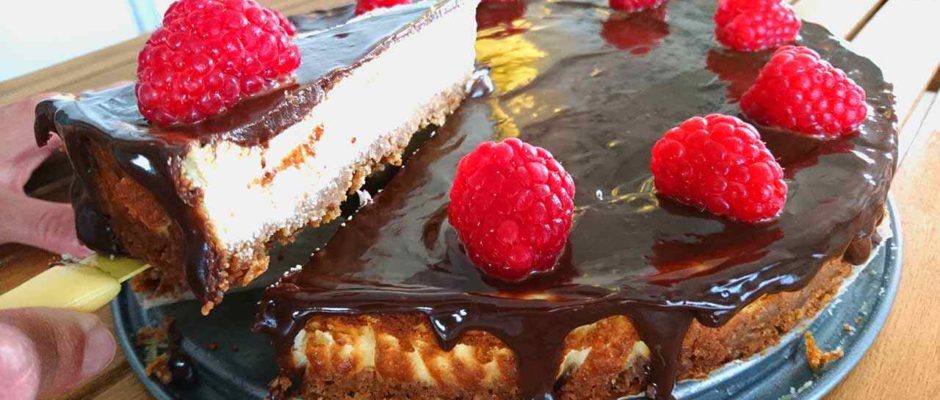 Tvarohový cheesecake s malinami