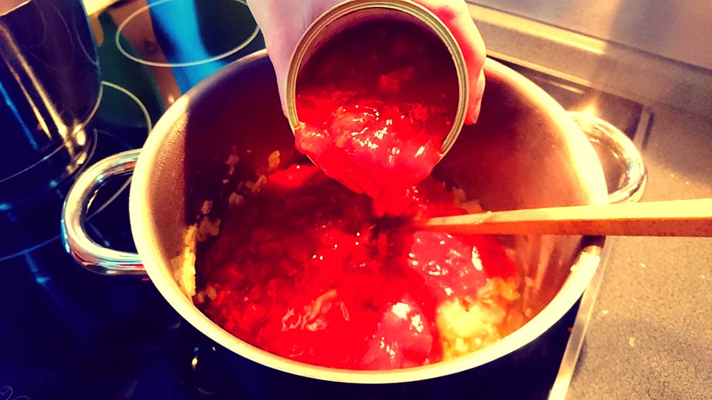 paradajky v konzerve