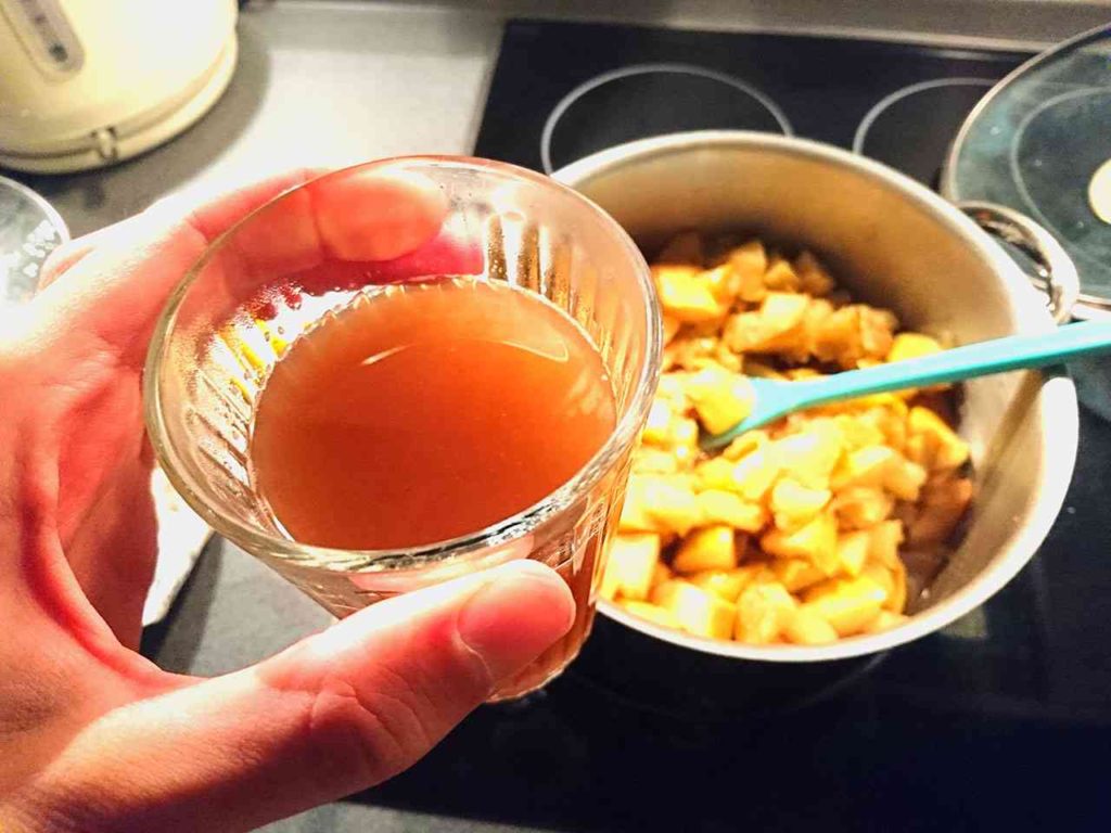 Jablková výživa šťava