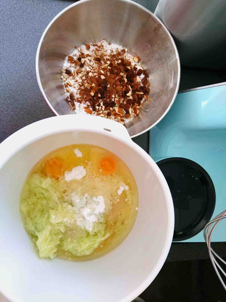 Cuketový koláč s kokosom